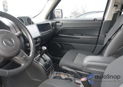 2012 Jeep Patriot Latitude z USA, uszkodzony, nr VIN 1C4NJRFB4CD552033